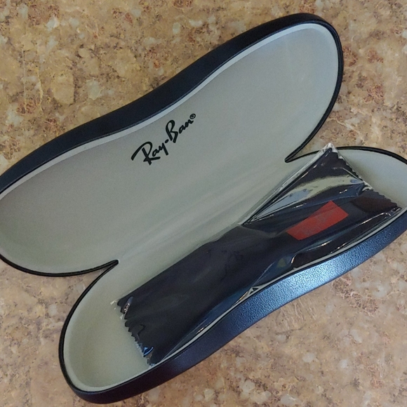 🌸Ray-Ban glasses/sunglasses case🌸 - Picture 2 of 2